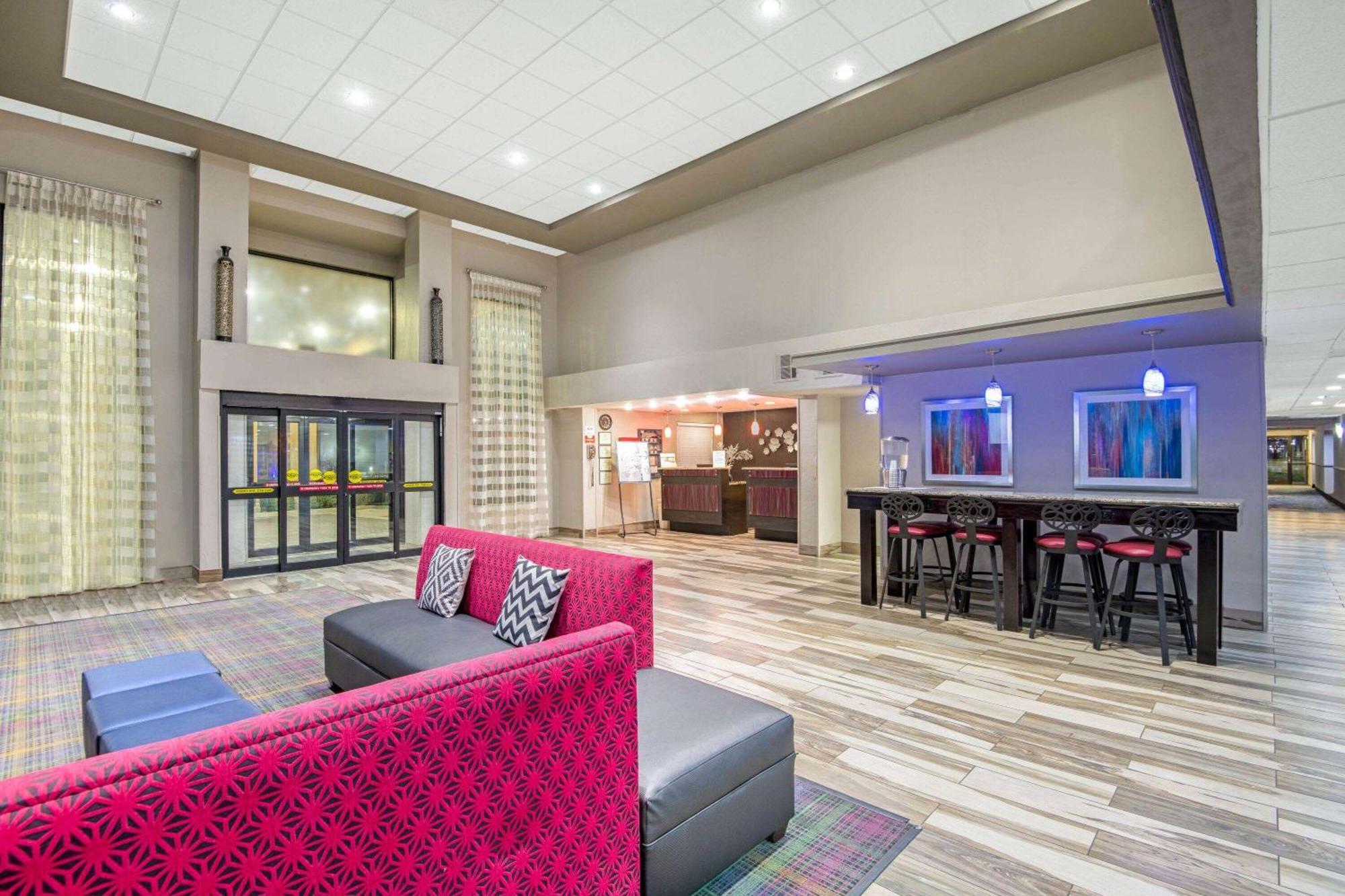 La Quinta By Wyndham Denison - North Lake Texoma Exterior foto