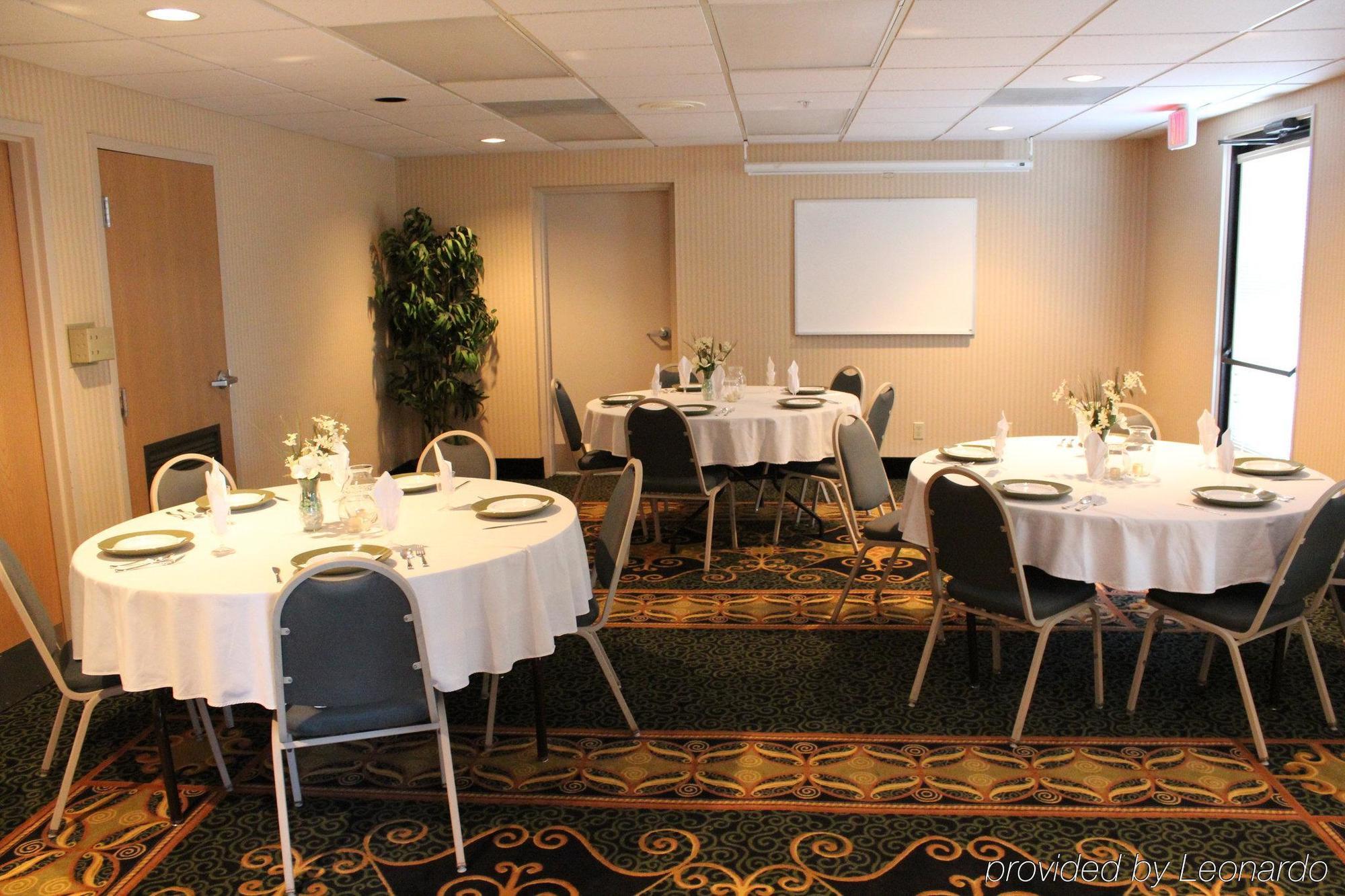 La Quinta By Wyndham Denison - North Lake Texoma Restaurant foto